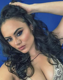 Geraldine Moreno autograph