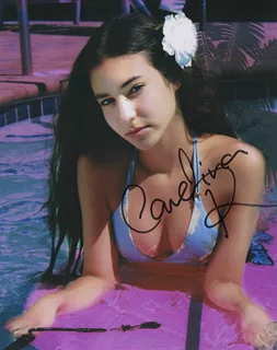 Carolina Rezende autograph