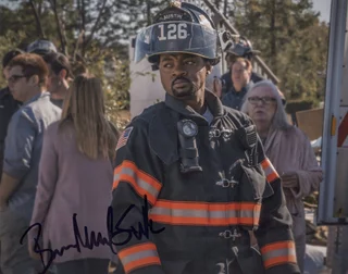 Brian Michael Smith autograph