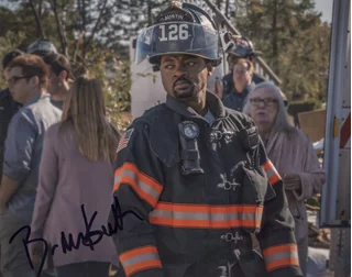 Brian Michael Smith autograph