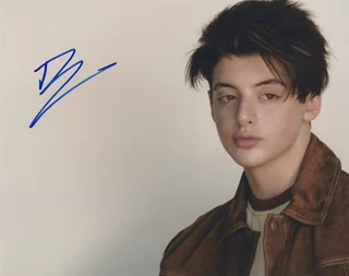 Thomas Barbusca autograph