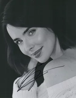 Ashleigh Brewer autograph