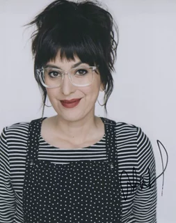 Anna Lamadrid autograph