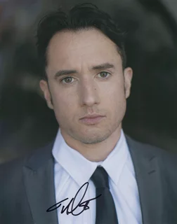 Tyler Gallant autograph