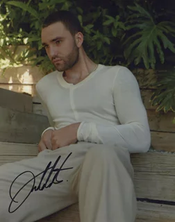 Jackson White autograph