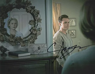 Clayne Crawford autograph