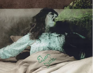 Eileen Dietz autograph