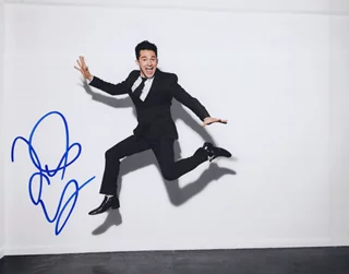 Justin Willman autograph