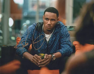 Jessie T. Usher autograph