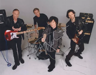 Eric Martin autograph