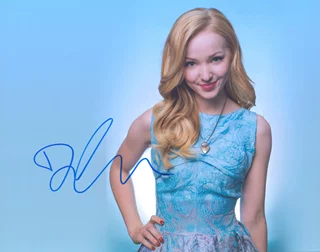 Dove Cameron autograph