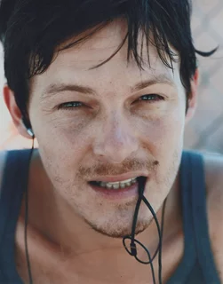 Norman Reedus autograph