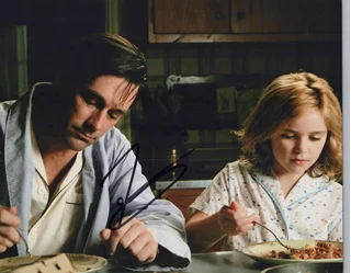 Kiernan Shipka autograph