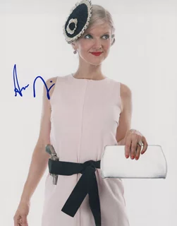 Arden Myrin autograph