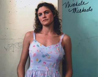 Michele Michaels autograph