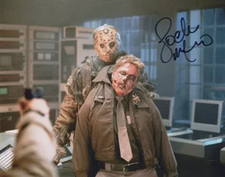 Lochlyn Munro autograph