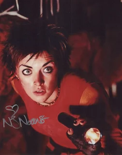 Nora-Jane Noone autograph