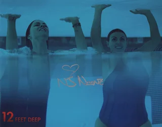 Nora-Jane Noone autograph