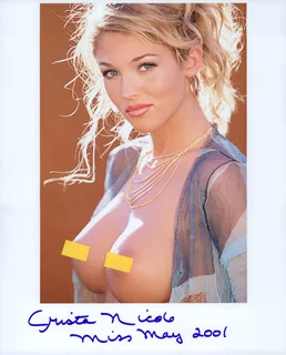 Crista Nicole autograph