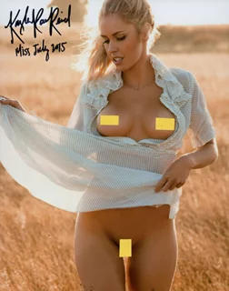 Kayla Rae Reid autograph