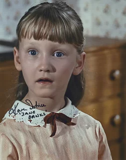 Karen Dotrice autograph