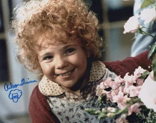 Aileen Quinn autograph