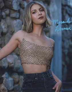 Miranda Derrick autograph