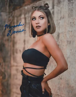 Miranda Derrick autograph