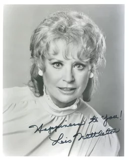 Lois Nettleton autograph