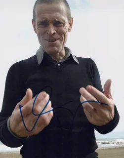 Willem DaFoe autograph