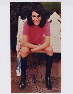 Annabeth Gish autograph