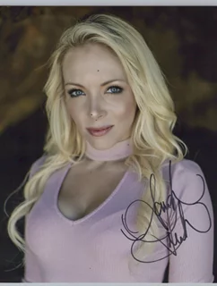 Sarah French autograph