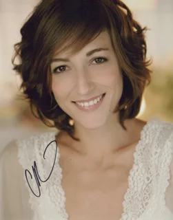 Carolina Ravassa autograph