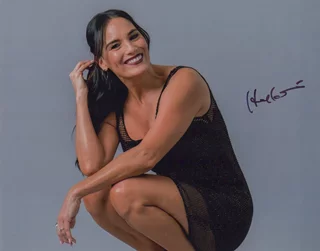 Heidi D'Amelio autograph