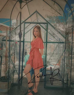 Paulina Rezende autograph