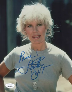 Loretta Swit autograph