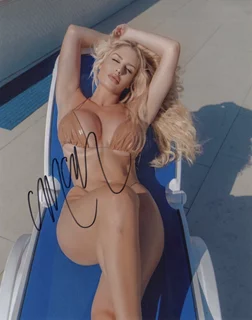 Maddie Moore autograph