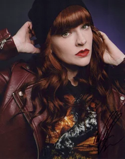 Misha Reeves autograph