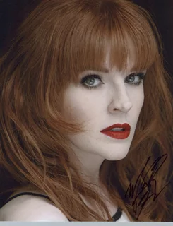 Misha Reeves autograph