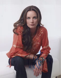 Gabrielle Anwar autograph