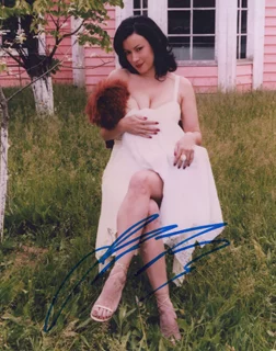 Jennifer Tilly autograph