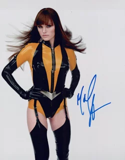 Malin Akerman autograph