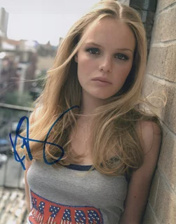 Kate Bosworth autograph