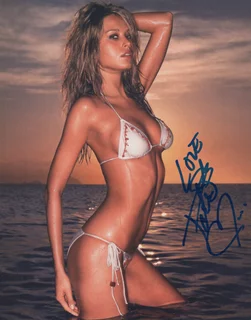 Petra Nemcova autograph