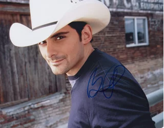 Brad Paisley autograph