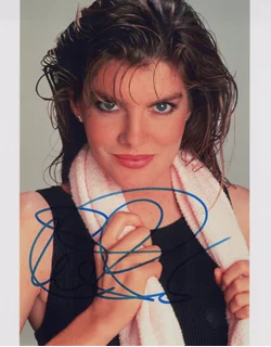 Rene Russo autograph
