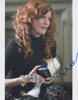 Rene Russo autograph