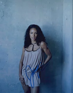 Jada Pinkett Smith autograph