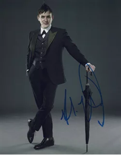 Robin Lord Taylor autograph