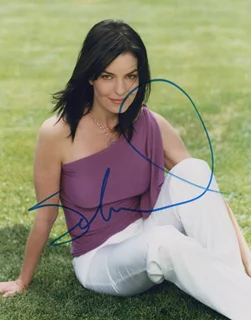 Sela Ward autograph
